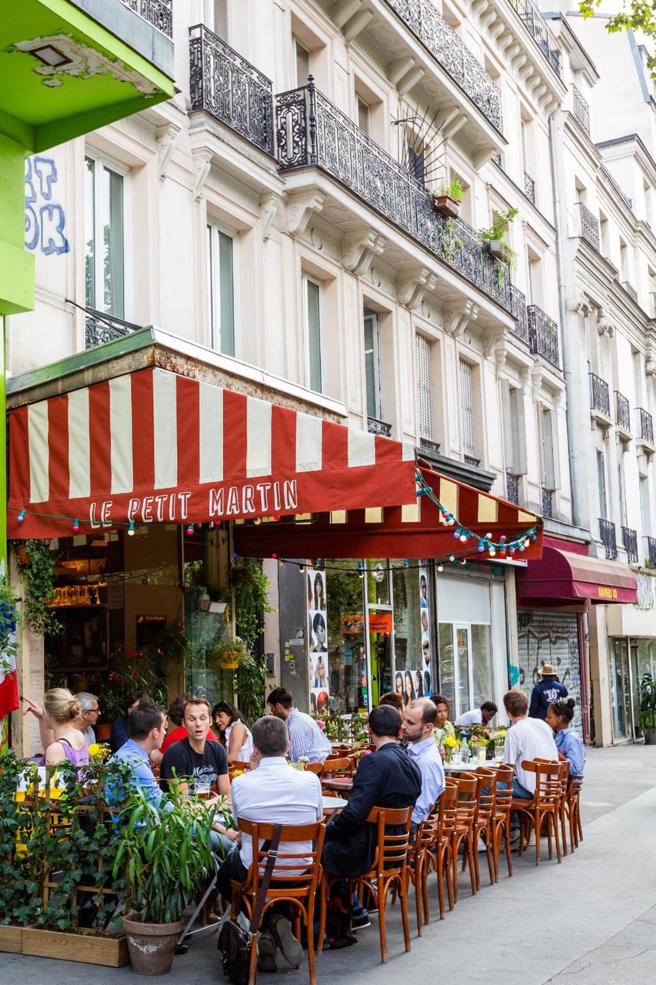 Veeve - Flowers In Saint-Martin Paris Bagian luar foto